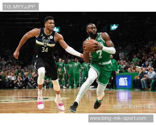 杰伦布朗狂砍42分展现超强火力次节独得18分助球队逆转局势